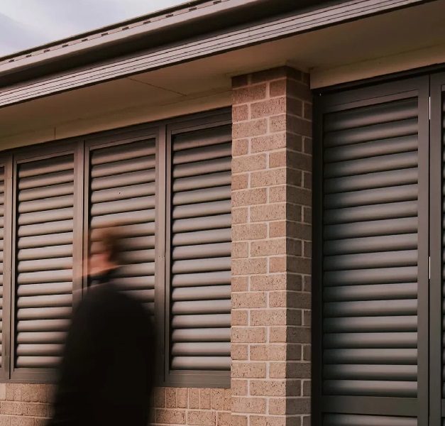 Aluminium plantation shutters